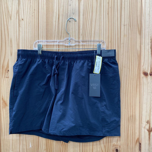 MENS VRST NAVY BLUE SHORTS XL NWT
