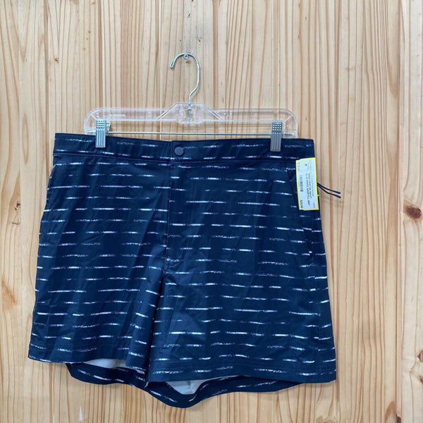 MENS VRST DK NAVY BLUE/WHITE SHORTS L NWT