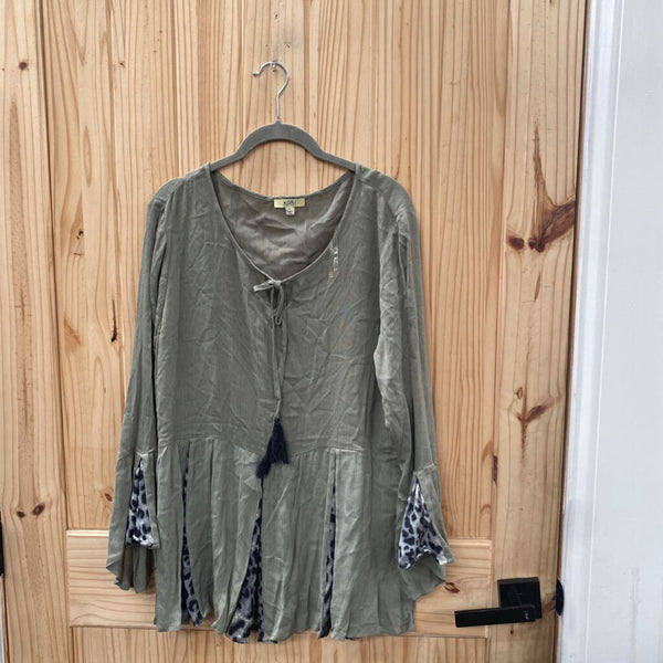 WOMENS KORI CASUAL LS OLIVE GREEN/BLK LEOPARD L