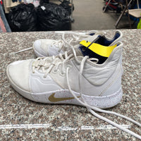 MENS P. GEORGE NIKES WHITE/GOLD 8.5