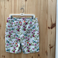 WOMNS TIME & TRU WHITE FLORAL BERMUDA SHORTS L