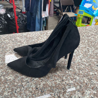 WOMENS EXPRESS BLK HEELS 7