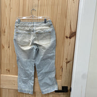 WOMENS JEANOLOGY LT DENIM CAPRIS W/SEQUINS 8 NWT