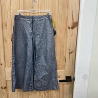 WOMENS JEANOLOGY SILVER DENIM GAUCHO CAPRIS 8 NWT