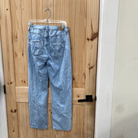 WOMENS AMERICAN EAGLE LT DENIM DIST. JEANS 6