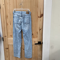 WOMENS AEROPOSTALE LT DENIM DIST. JEANS 2
