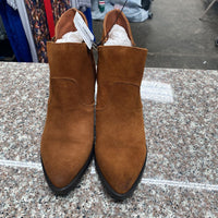 WOMENS STEVE MADDEN CHESTNUT SUEDEANKLE BOOTS 9 1/2 NEW