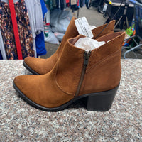 WOMENS STEVE MADDEN CHESTNUT SUEDEANKLE BOOTS 9 1/2 NEW