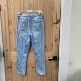 WOMENS AMERICAN EAGLE LT DENIM DIST. JEANS 8 LONG