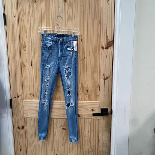 WOMENS AEROPOSTALE LT DENIM DIST. JEANS 4