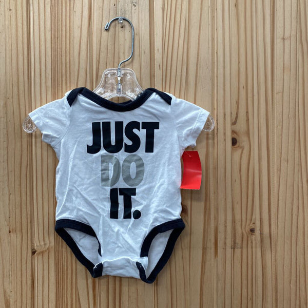 BOYS NIKE JUST DO IT BLK/WHITE ONESIE 3M