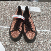 WOMENS LEOPARD SHOES 8
