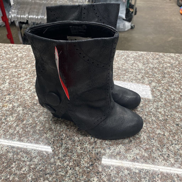 WOMENS NOT RATED BLK WEDGE ANKLE BOOTS 7.5
