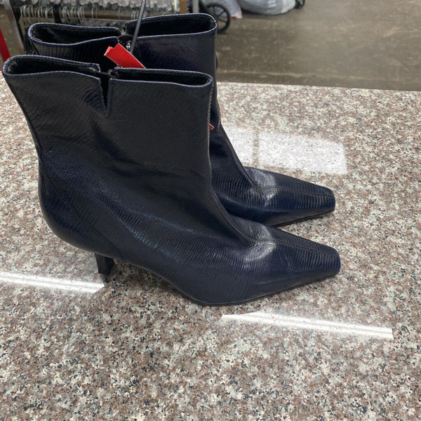 WOMENS GIANNI BINI NAVY BLUE HEEL BOOTS 8 1/2