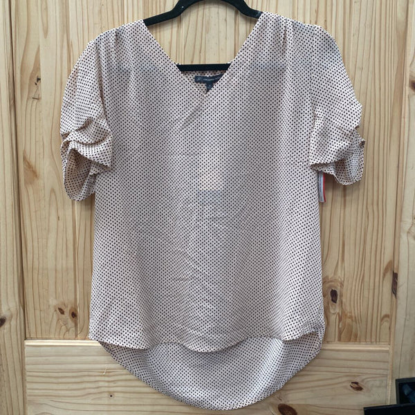 WOMENS ADRIANNA PAPELL CASUAL TOP LT PINK W/BLK DOTS M NWT