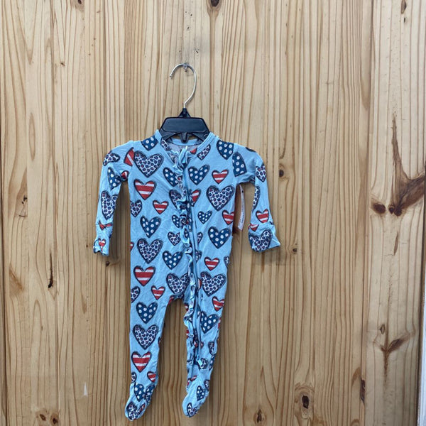 GIRLS POSH PEANUT SKY BLUE W/HEARTS SLEEPER 0/3M
