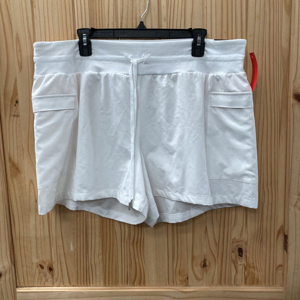 WOMENS CALIA WHITE SHORTS XXL NWT