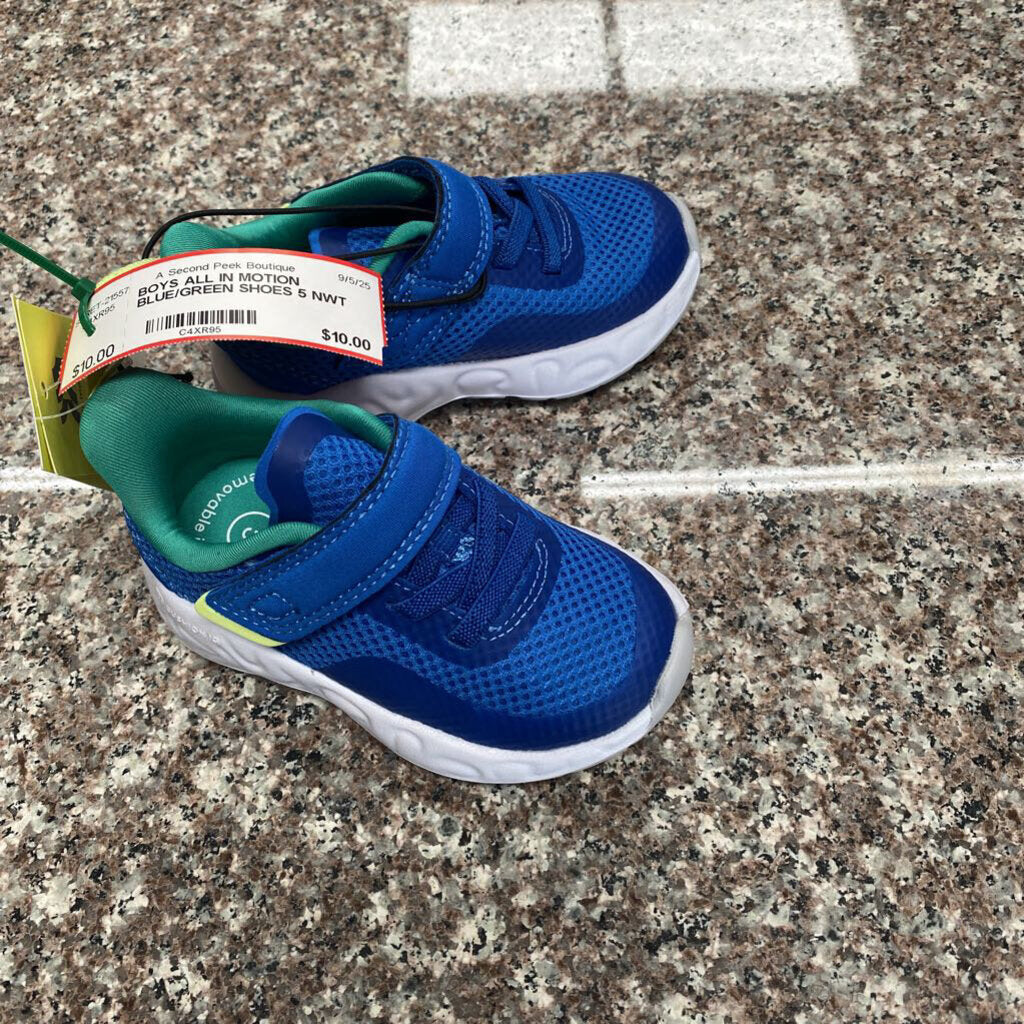 BOYS ALL IN MOTION BLUE/GREEN SHOES 5 NWT