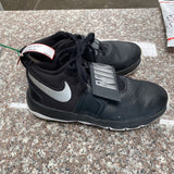 BOYS NIKE SHOES BLK/WHITE 6Y