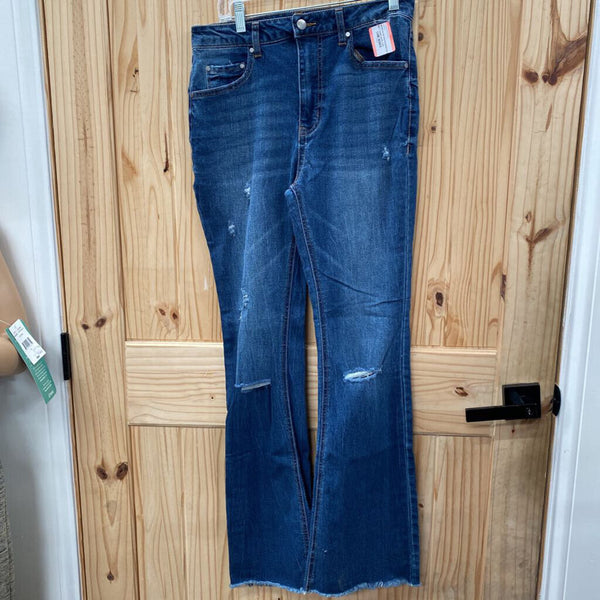 WOMENS NO BOUNDARIES DK DENIM DIST. FLARE JEANS 9