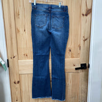 WOMENS NO BOUNDARIES DK DENIM DIST. FLARE JEANS 9