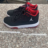 BOYS AIR JORDANS RED/WHITE/BLK 6Y LIKE NEW
