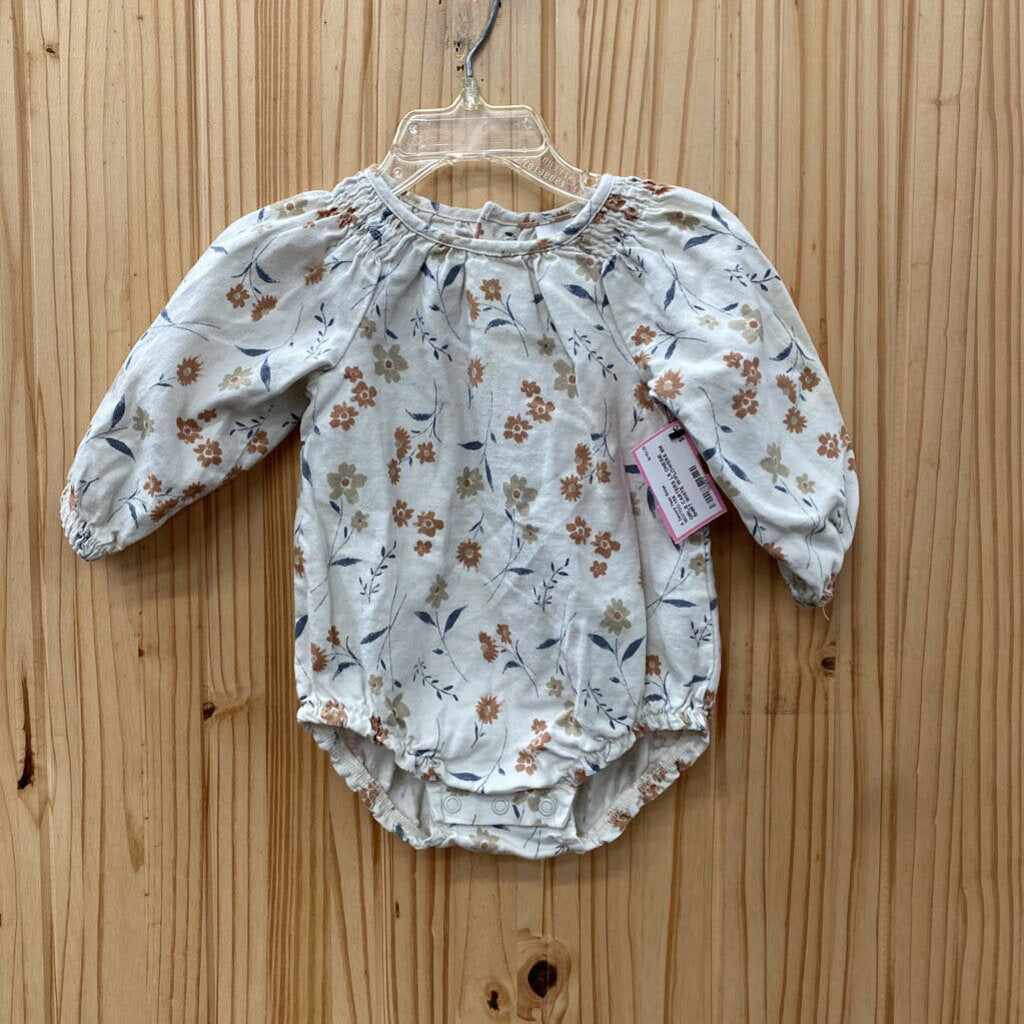 GIRLS CARTERS LS ONESIE SHIRT WHITE W/FLOWERS 6M