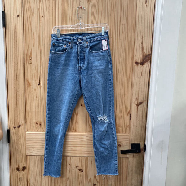 WOMENS LEVI DENIM DIST. JEANS 26