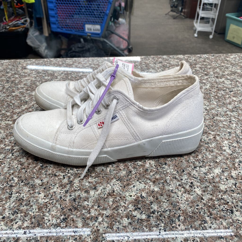 WOMENS SUPERGA WHITE SHOES 7 1/2