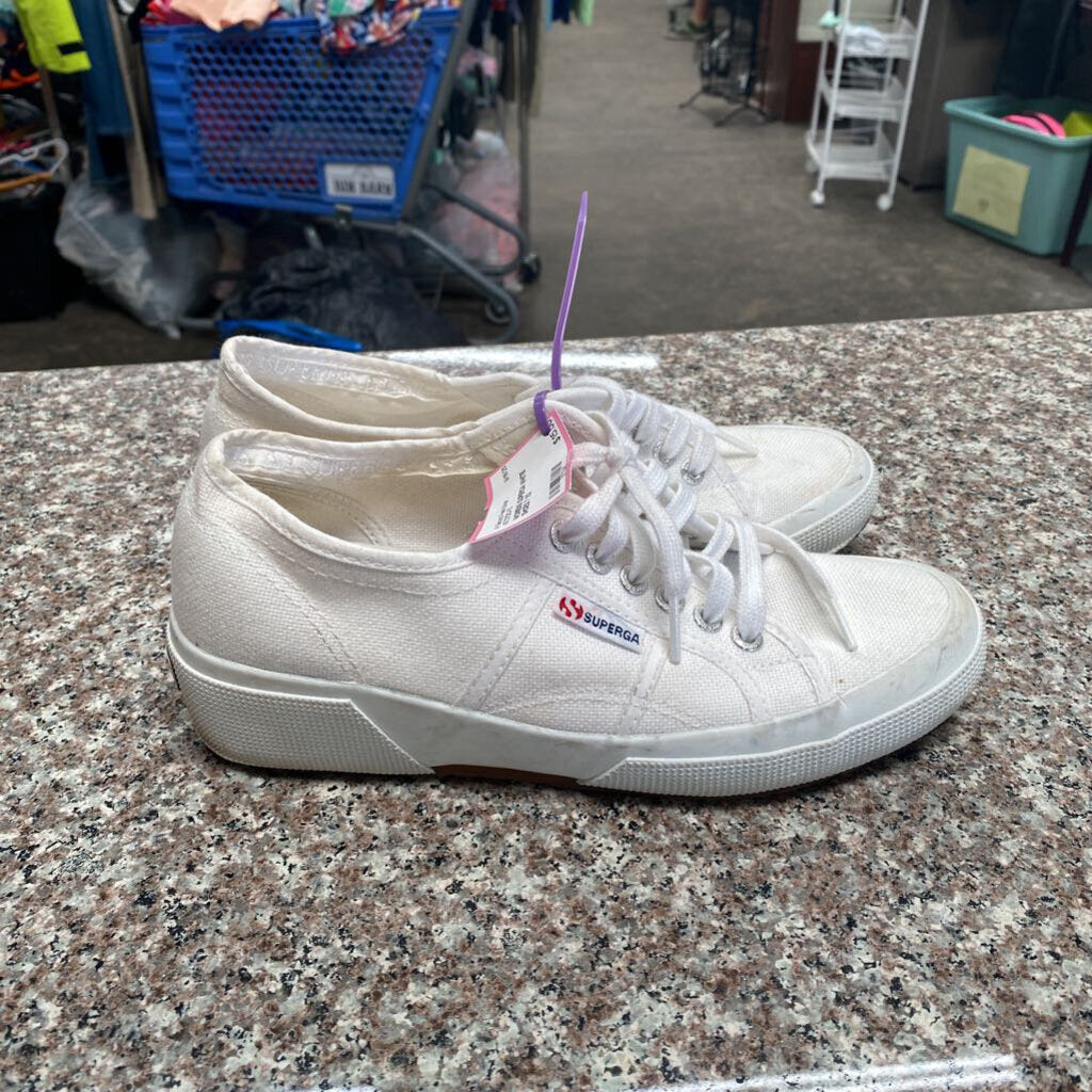 WOMENS SUPERGA WHITE SHOES 7 1/2