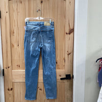 WOMENS & DENIM LT DENIM DIST. JEANS 4