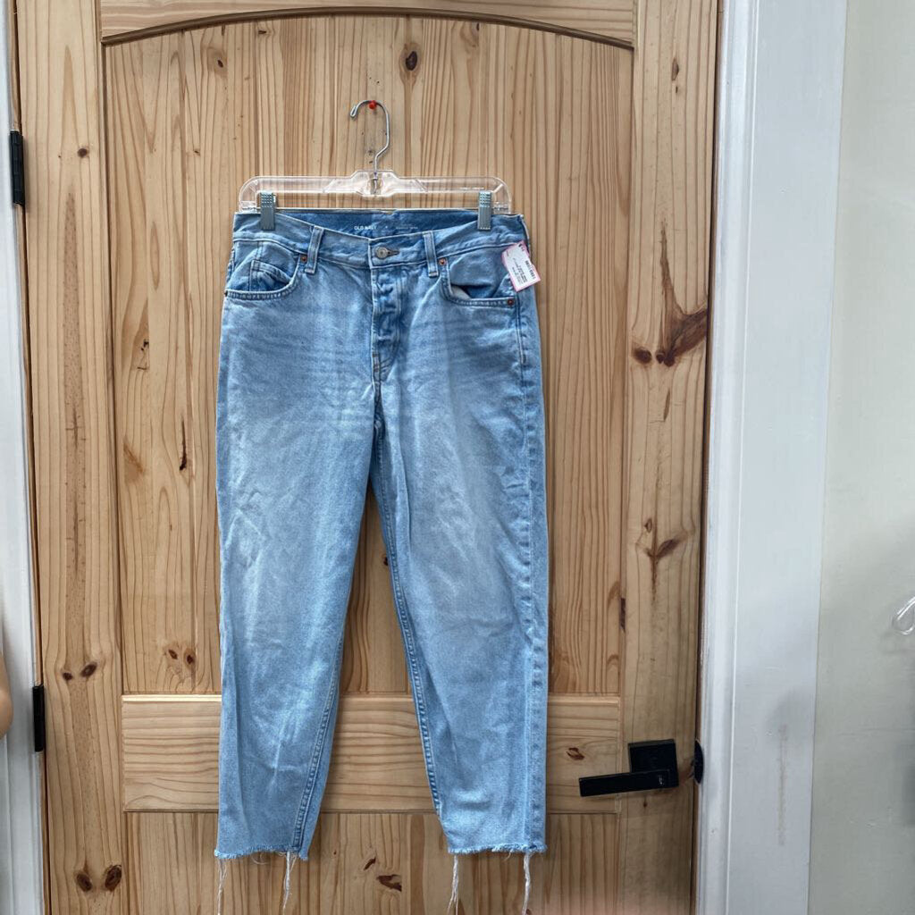 WOMENS OLD NAVY LT DENIM JEANS 4