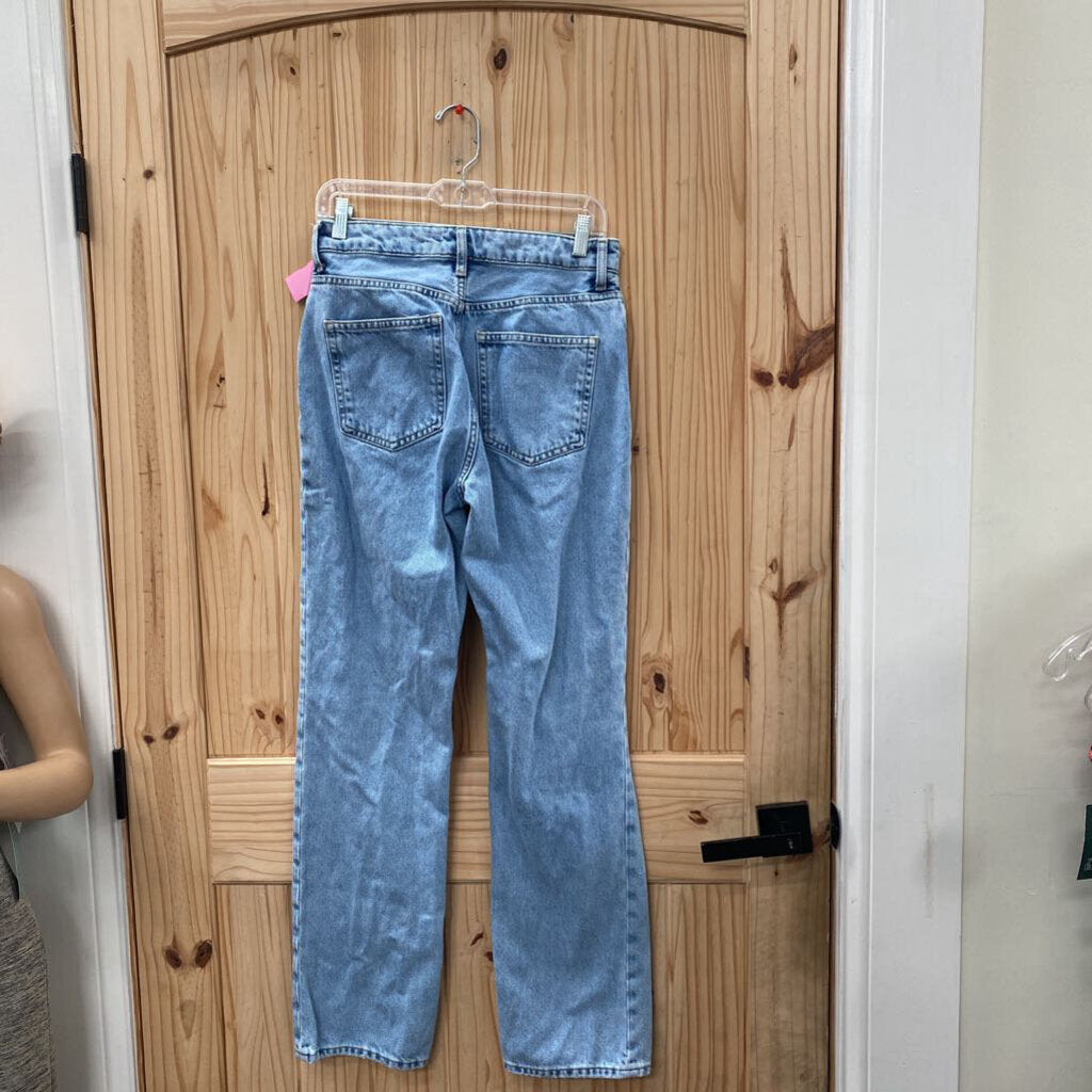 WOMENS H&M LT DENIM DIST. JEANS 6