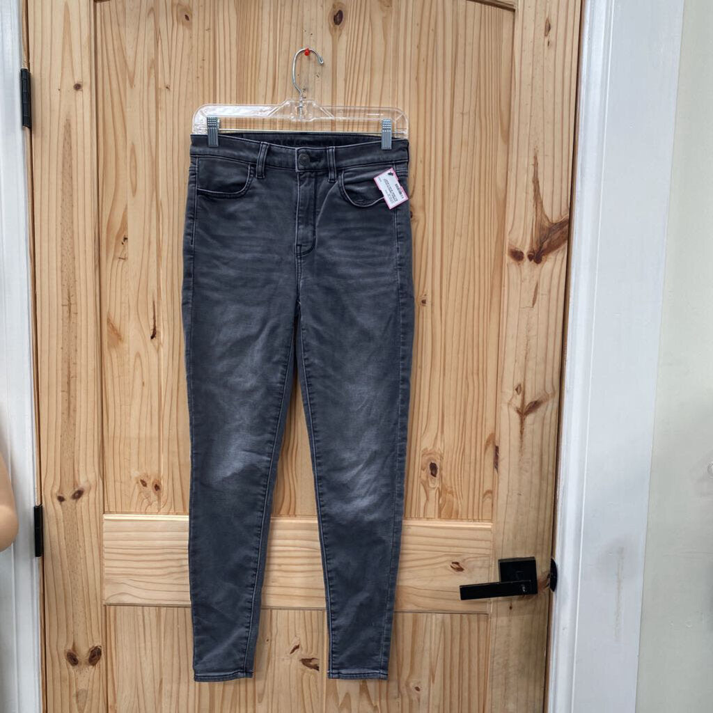 WOMENS AMERICAN EAGLE BLK DENIM JEANS 4 SHORT