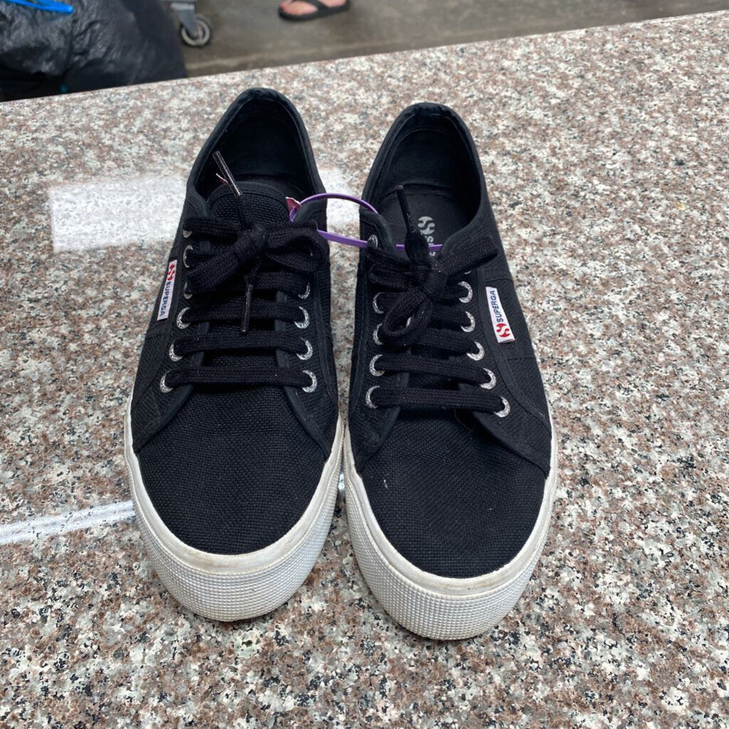 WOMENS SUPERGA BLK/WHITE SHOES 7
