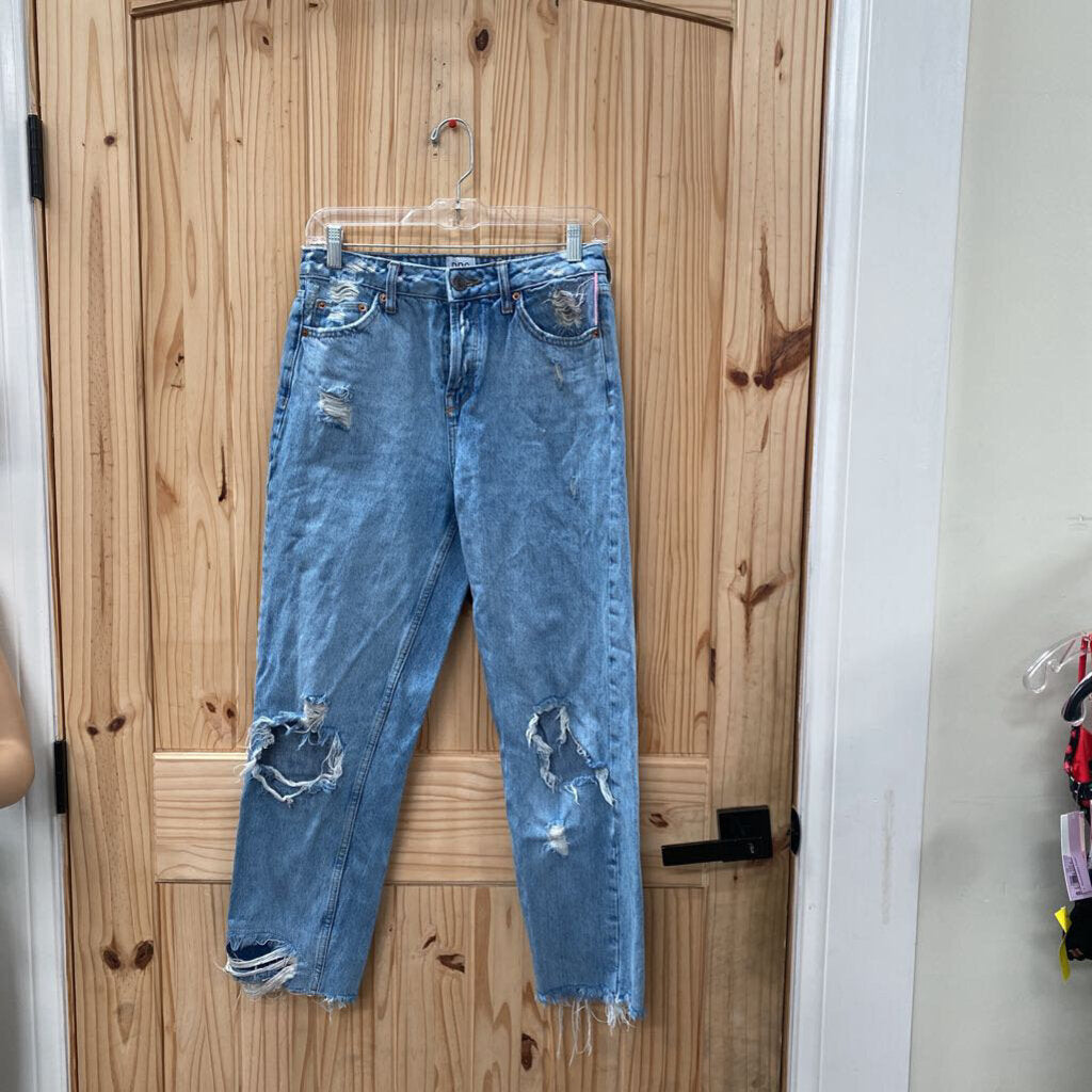 WOMENS BDG LT DENIM DIST. JEANS 27