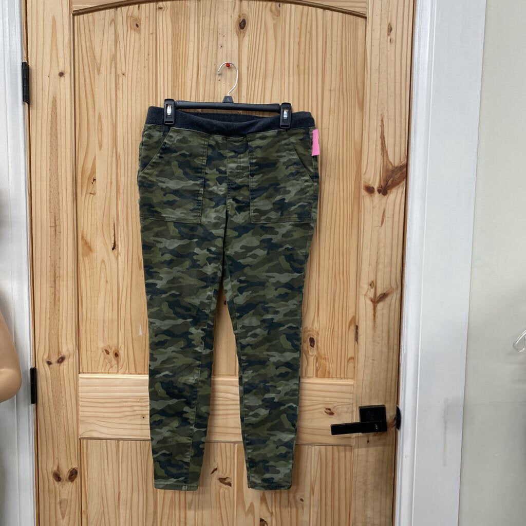 WOMENS NO BOUNDARIES CAMO PANTS L