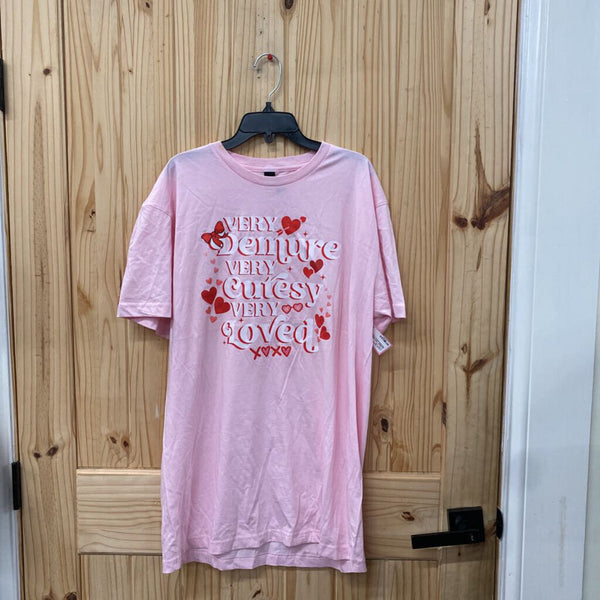 WOMENS VERY DEMURE PINK/RED/WHITE T-SHIRT L