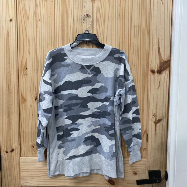 WOMENS AERIE GREY CAMO SWEATSHIRT XS