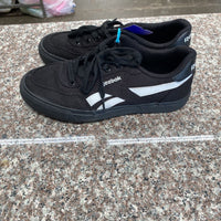 WOMENS REEBOK SHOES BLK/WHITE 8