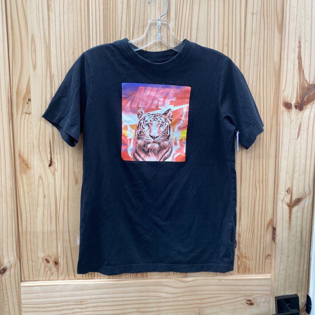 BOYS NIKE BLK T-SHIRT W/TIGER XL 14