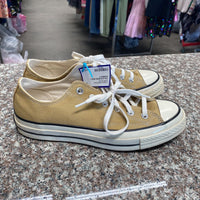 TAN CONVERSE MENS 7 WOMENS 9