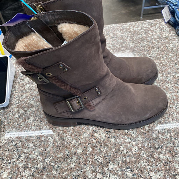 WOMENS UGG BROWN BOOTS 8.5