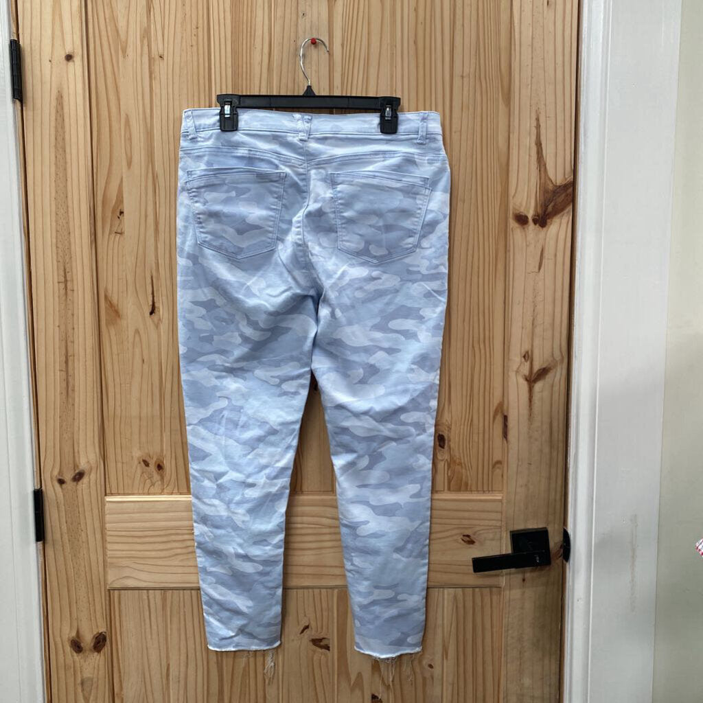 WOMENS MAC AND ME LT BLUE CAMO PANTS 12