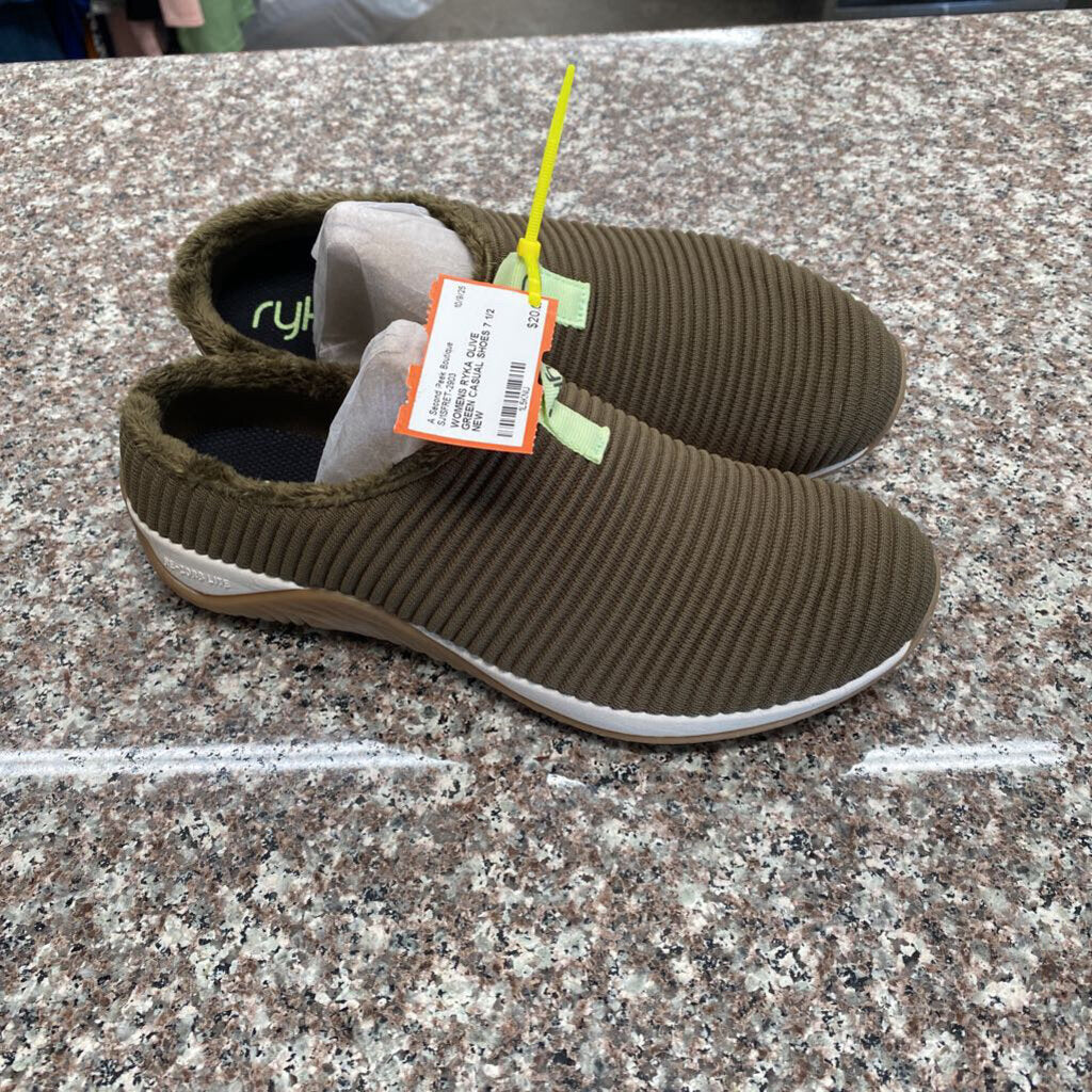 WOMENS RYKA OLIVE GREEN CASUAL SHOES 7 1/2 NEW