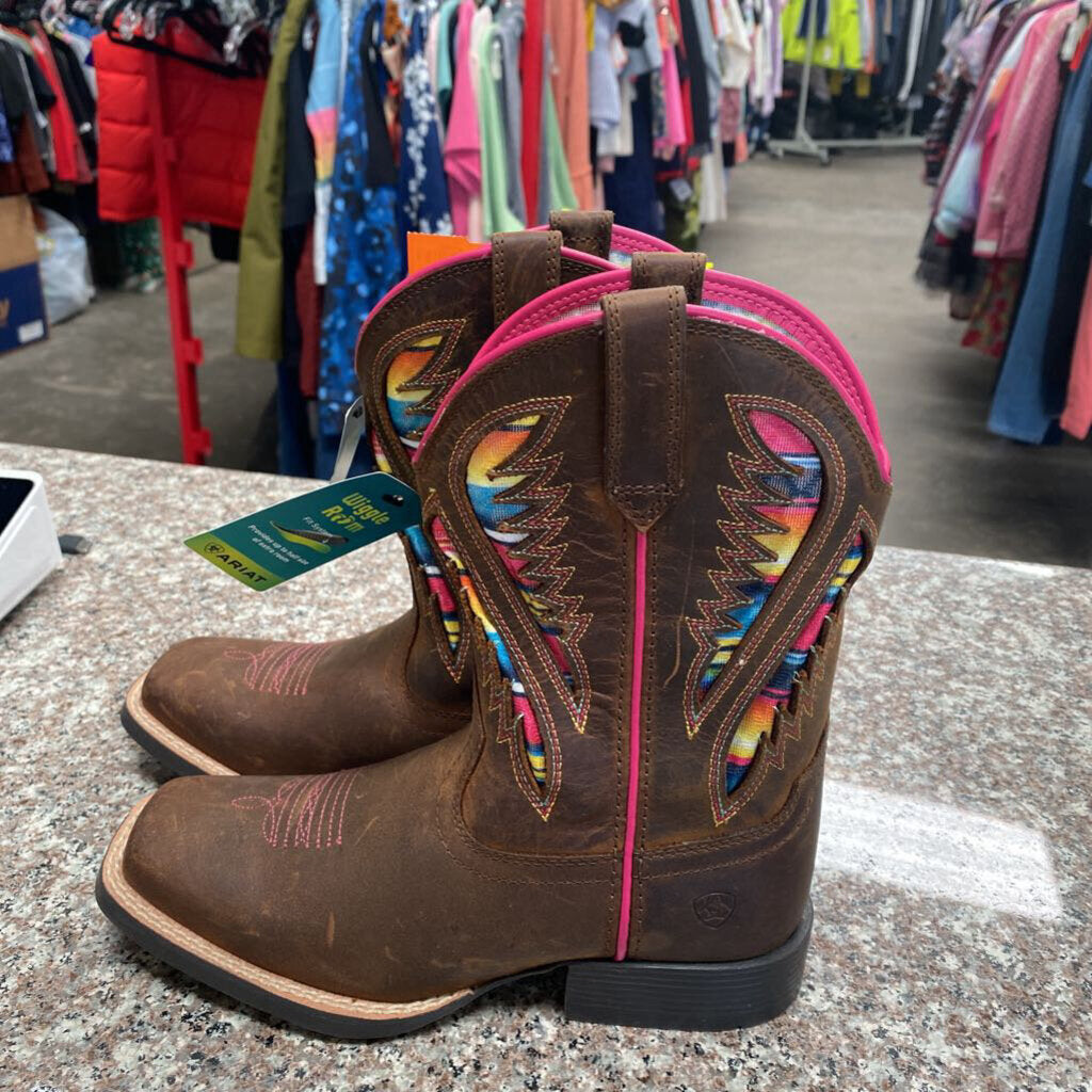 GIRLS ARIAT BROWN BOOTS 2 NWT