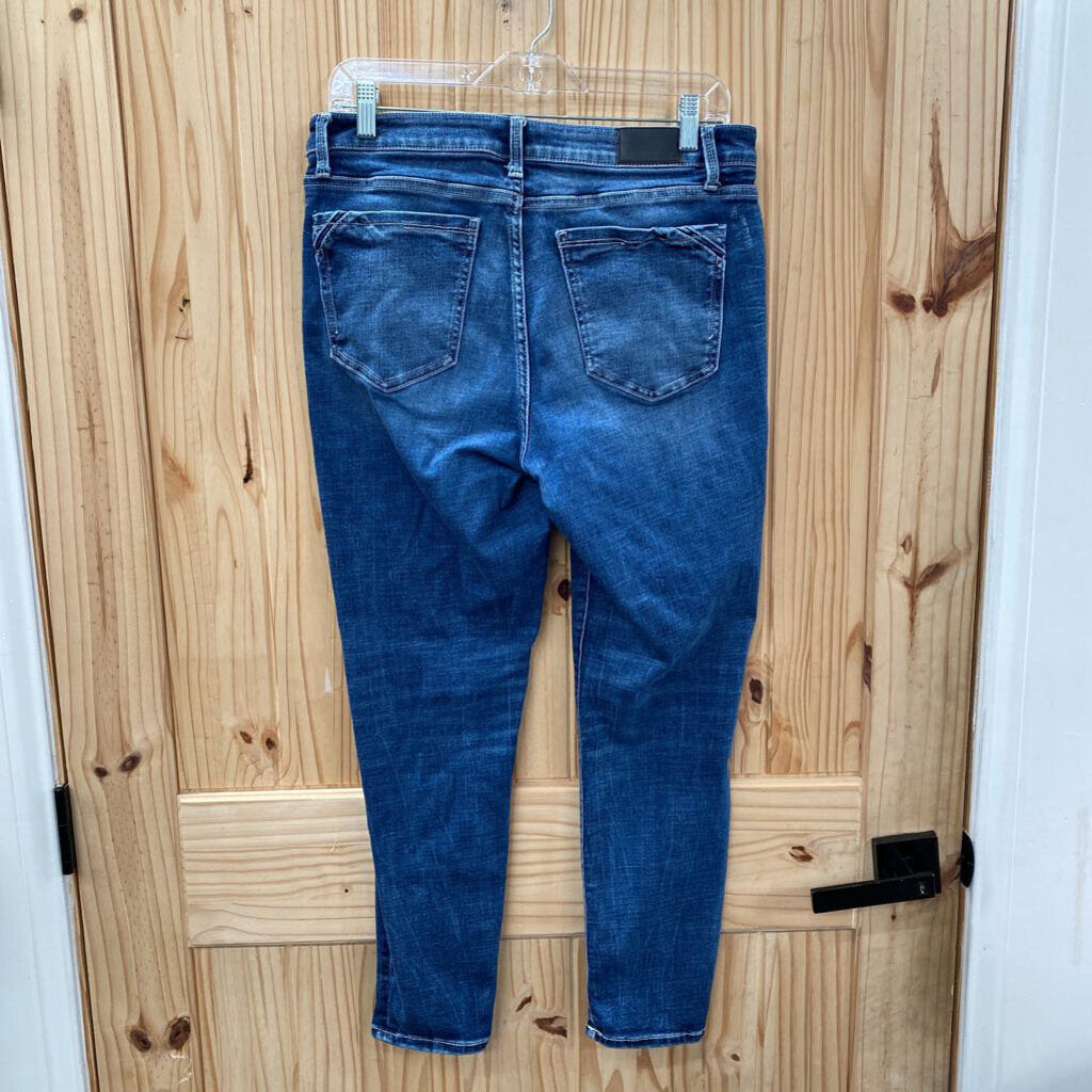 WOMENS BUCKLE BLACK DENIM JEANS 30