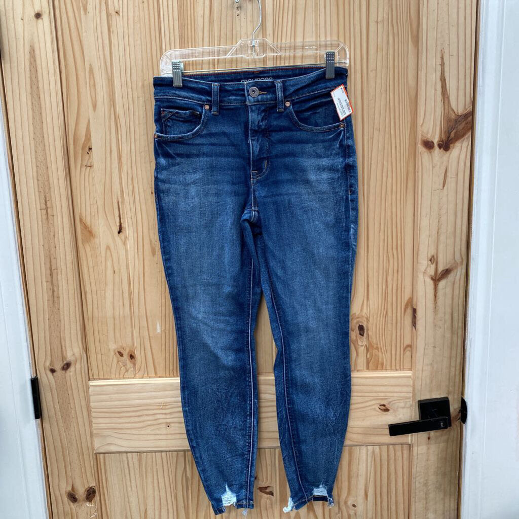 WOMENS MAURICES DK DENIM JEANS 6 SHORT