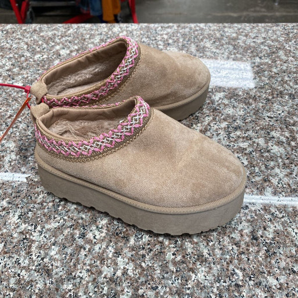 GIRLS MUDD BEIGE CASUAL SHOES 11