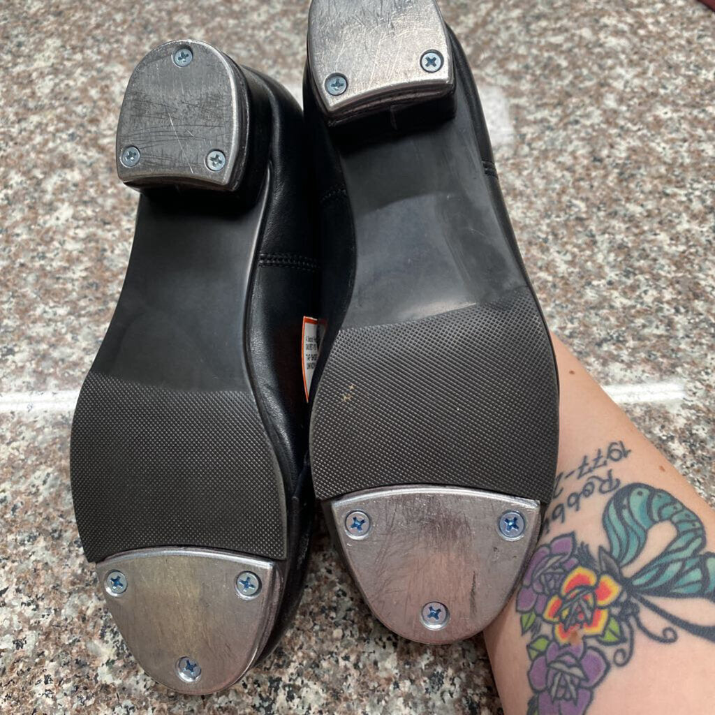 TAP SHOES BLK SIZE UNKNOWN